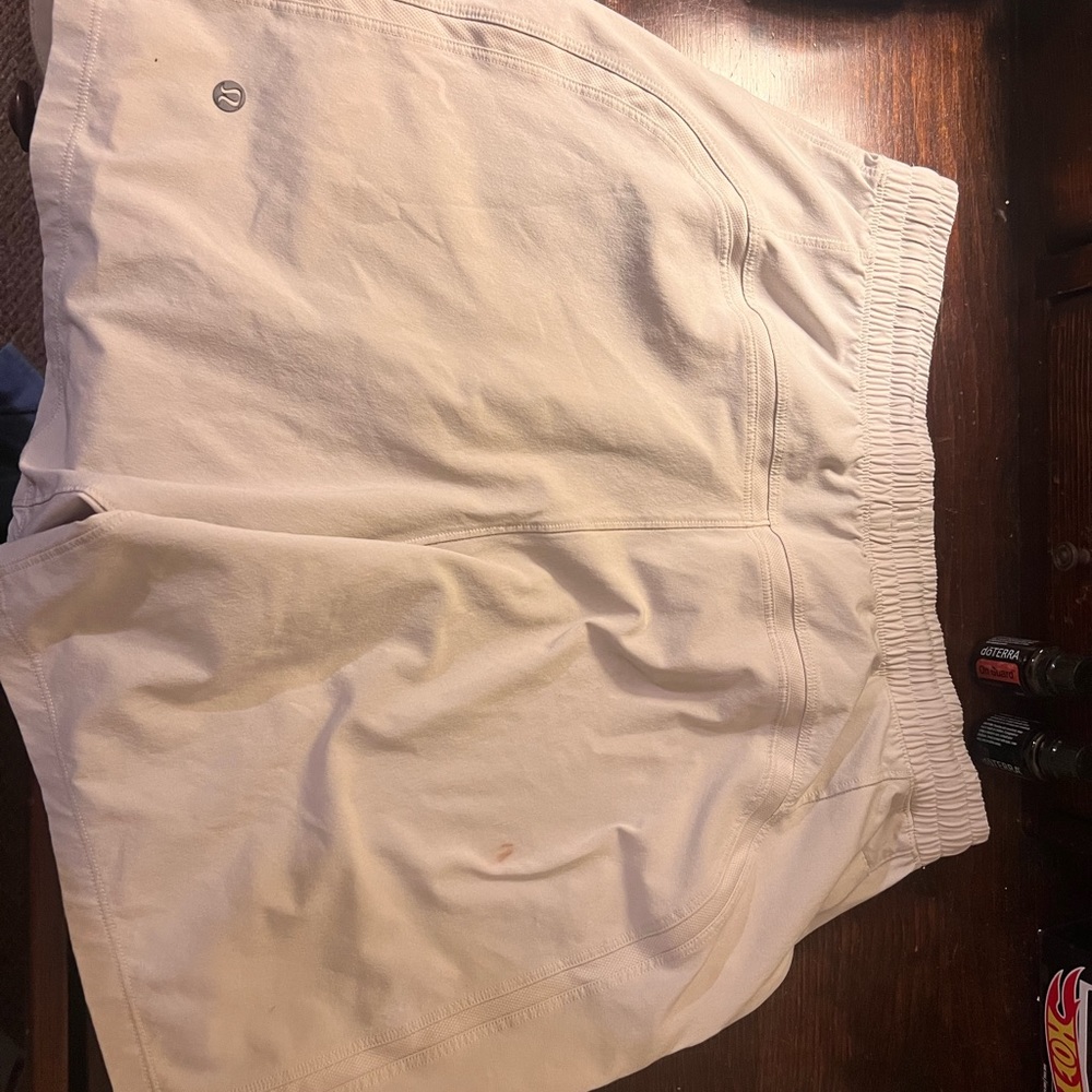 Lululemon mens 7in inseam shorts